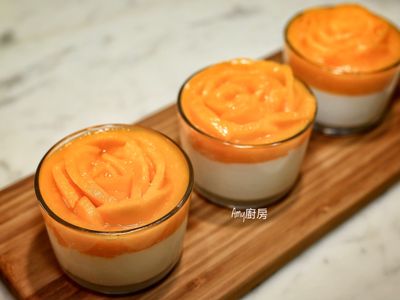 玫瑰花型芒果奶酪