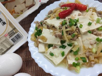 酸菜肉末煨豆腐
