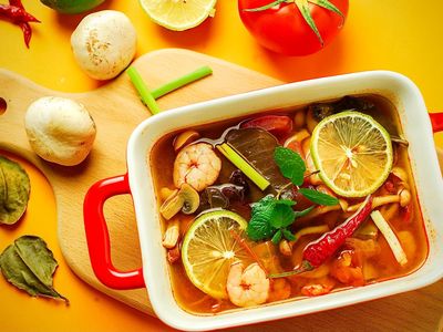 泰式酸辣海鮮湯｜冬央貢