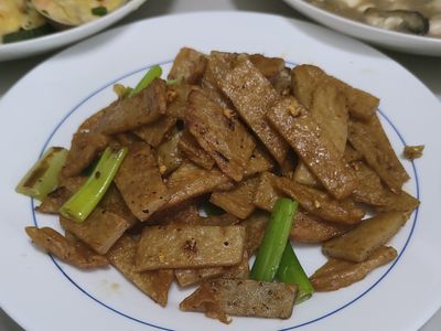 超簡單料理-蔥爆黑輪片