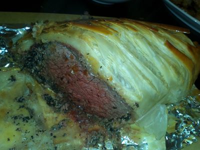 英國名菜 "威靈頓牛柳"