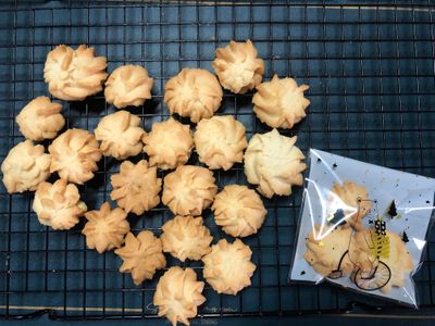 參考食譜 : 奶油曲奇餅