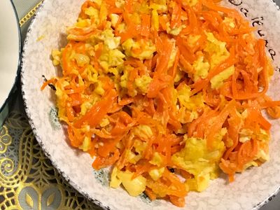 參考食譜 : 胡蘿蔔炒蛋