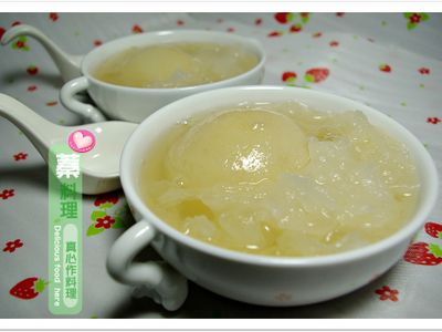參考食譜 : 冰梨銀耳盅