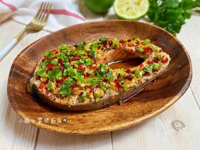 蒜香奶油烤鮭魚