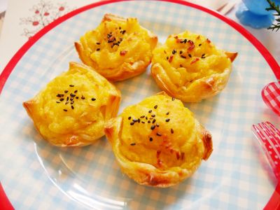 好簡單「迷你地瓜派」暖呼呼的美味。