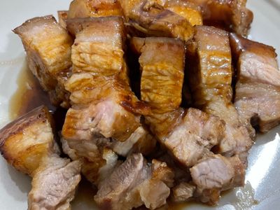 藍家小館-蒲燒醬五花