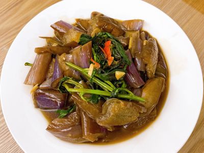 參考食譜 : 塔香茄子