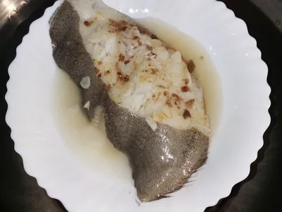 電鍋清蒸蒜香辣味鱈魚(大比目魚)