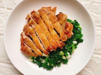 參考食譜 : 鹽蔥脆皮雞腿排