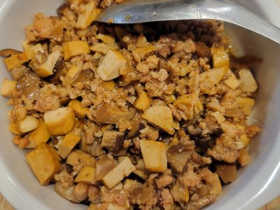 參考食譜 : 香菇肉燥