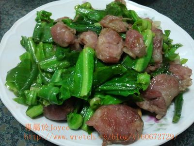 山蘇炒香腸
