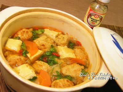 龜甲萬樂享醍醐味-臭豆腐雞肉丸子煲