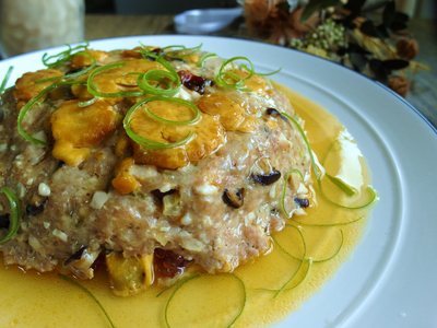 參考食譜 : 【電鍋料理】雙蛋蒸肉餅