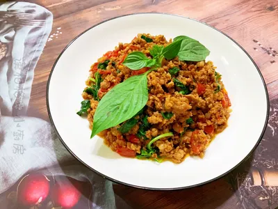 白飯殺手 泰式打拋豬 （免魚露）