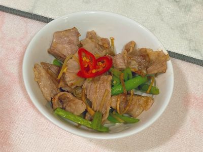四季豆炒松阪豬