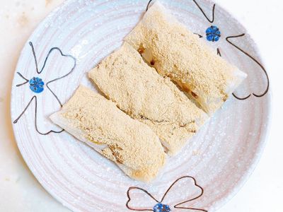 日式烤年糕/黒蜜きなこ焼き餅