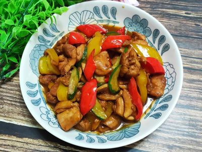 參考食譜 : lanni 彩椒雞肉