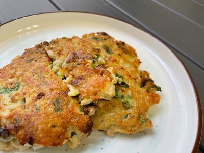 蔥香蚵仔金針菇煎餅