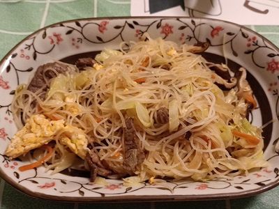 Emma創意料理之牛肉炒米粉