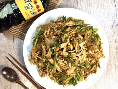 年菜變變變～簡單方便爽口開胃的椒麻手撕雞