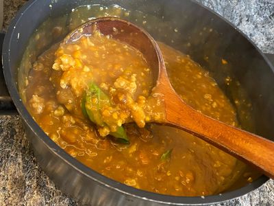 咖喱肉末（洋蔥、紅蘿蔔）醬汁