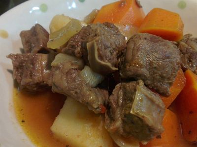 參考食譜 : 【快溫鍋】匈牙利燉牛肉