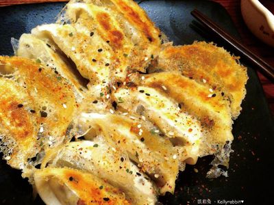 水餃煎煎變冰花煎餃