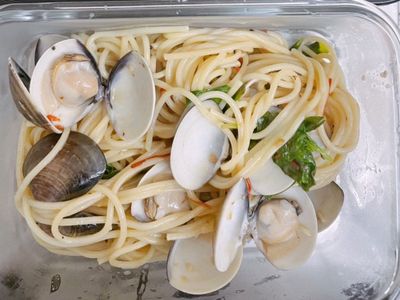 香辣蒜炒蛤蜊義大利麵