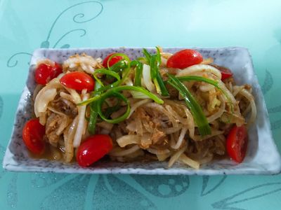 好男人料理-涼拌洋蔥鮪魚