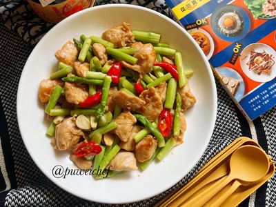 參考食譜 : 蘆筍雞里肌