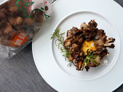 迷迭香煙燻舞菇烤蛋