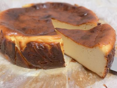 參考食譜 : 優格巴斯克乳酪蛋糕