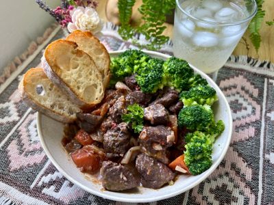 參考食譜 : 紅酒燉豬肉