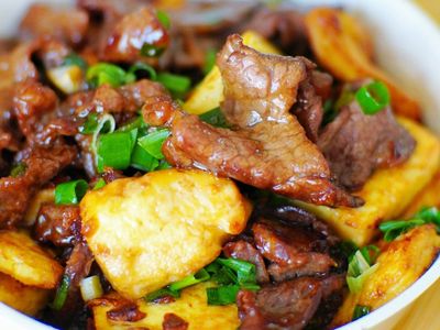 參考食譜 : 蔥燒牛肉豆腐