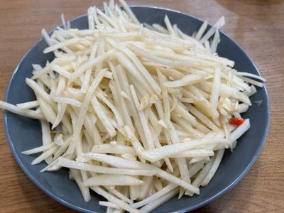 參考食譜 : 醋溜土豆絲