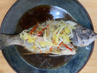 清蒸烏格魚（黑鯛）
