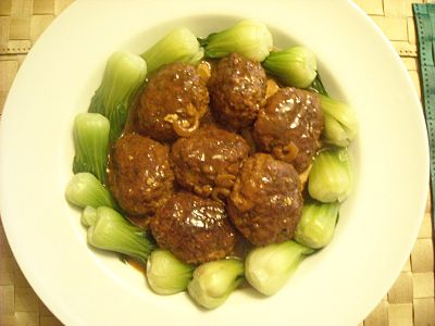 參考食譜 : 獅子丸的哥哥~~紅燒獅子頭來了!!