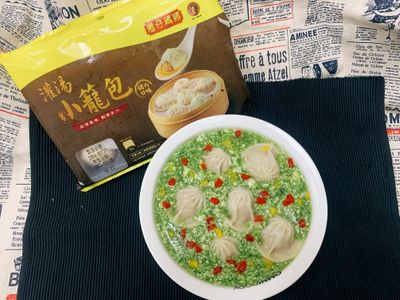 「灣仔碼頭」翡翠芙蓉灌湯包