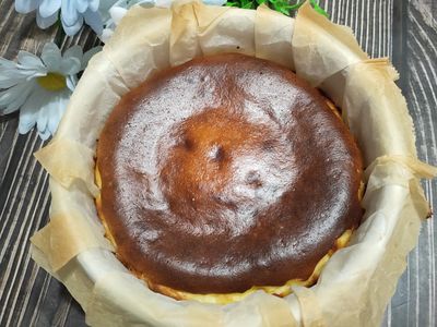 參考食譜 : lanni  優格巴斯克乳酪蛋糕