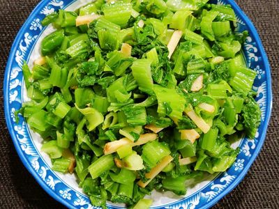參考食譜 : 薑絲炒芥菜(純素)