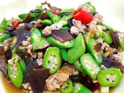 參考食譜 : 炒秋葵