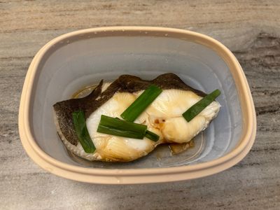 ［微波料理］清蒸鱈魚