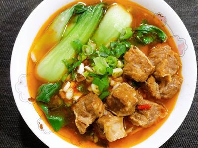 香辣紅燒牛肉麵