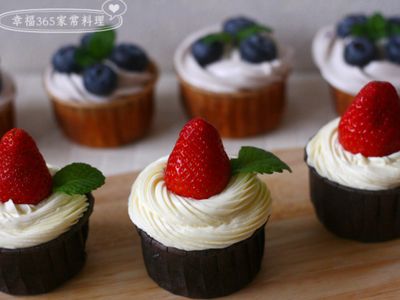 巴斯克乳酪杯子蛋糕