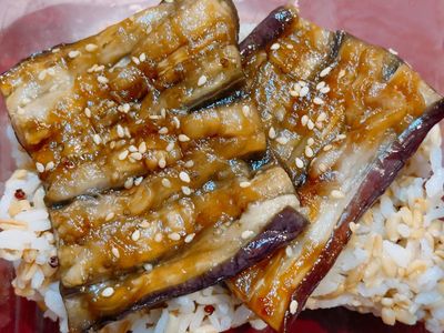 參考食譜 : 蒲燒茄子素鰻魚
