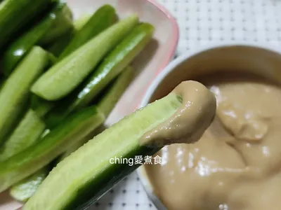 夏日小菜同樂會-小黃瓜沾醬