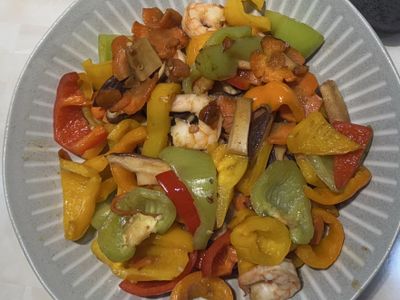 蝦仁彩椒炒香菇