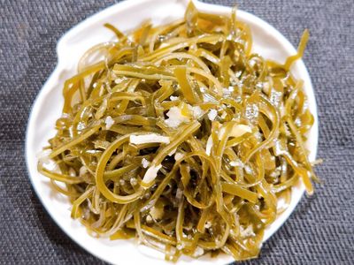 蒜泥海帶絲