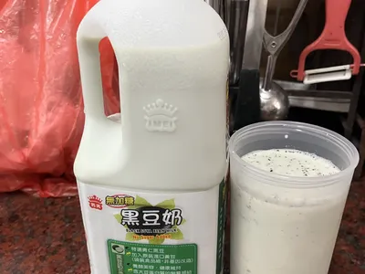 豆腐黑芝麻燕麥豆漿
